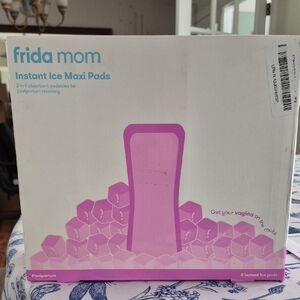 Frida Mom Instant Ice Maxi Pads - Pink